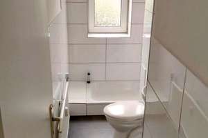 kleine 2-Zimmerwohnung mitten in Krefeld! – Lohstr. 188, 47798 Stadtmitte, Krefeld – Vorschaubild 3