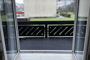 Schöne Wohnung mit Balkon zu Vermieten – Marienloher Straße 26, 33104 Schloß Neuhaus, Paderborn – Vorschaubild 2