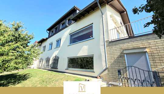 Bild von Zweifamilienhaus mit Einliegerwohnung, Traumgrundstück, 2 Sonnenterrassen mit Traumblick+2 Garagen