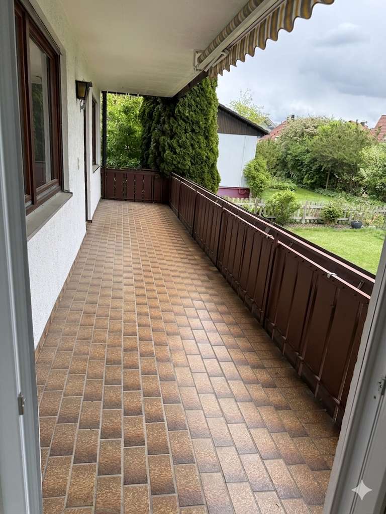 Immobilie in Bergatreute - Bezugsfreie Großzügige 5-Zimmer-EG-Wohnung mit eigenem Garten, Garage & Stellplatz - Bild 3