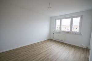 Nachnutzer gesucht! Kleine 2-Zimmerwohnung, ruhig gelegen... – Genfer Str. 12, 6128 Südstadt, Halle (Saale) – Vorschaubild 1