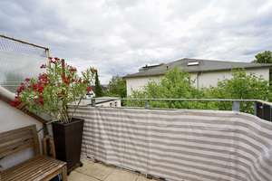 Elbnahe Wohnung 
mit Süd-Balkon und KFZ-Stellplatz – 1279 Tolkewitz/Seidnitz-Nord, Dresden – Vorschaubild 10