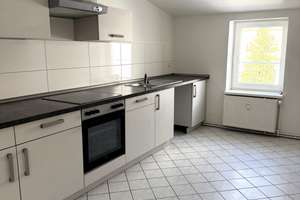 Geräumigiges Familiendomizil im DG mit Einbauküche, Wannenbad und Balkon – 39108 Stadtfeld Ost, Magdeburg – Vorschaubild 6