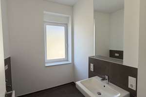 Neu renovierte, geräumige 4-Zimmer-Wohnung mit Balkonen/neuer Küche/Parkplatz – Die vollständige Adresse der Immobilie erhältst du vom Anbieter., 65203 Biebrich, Wiesbaden – Vorschaubild 16