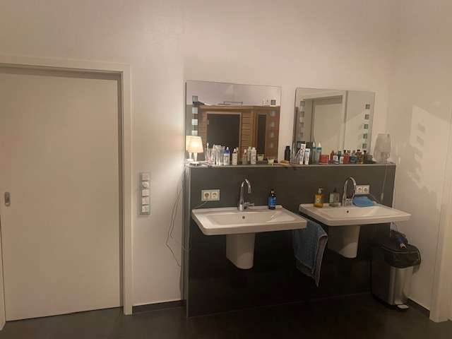 Immobilie in Pommersfelden - Exklusiver Bungalow in ruhiger Südwest-Randlage mit Fernsicht und großem Garten in Pommersfelden - Bild 2