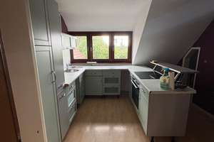 Großzügiges Zweifamilienhaus mit großem Garten, Pool, 3 Stellplätzen, Carport und zwei Garagen – Verdistraße 26, 90455 Katzwang, Reichelsdorf Ost, Reichelsdorfer Keller, Nürnberg – Vorschaubild 9