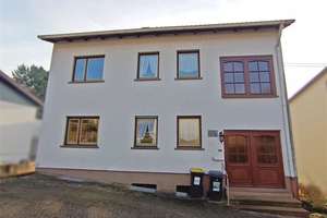 Zweifamilienhaus mit schönem Blick über Illingen - Modernisierungsbedarf – Die vollständige Adresse der Immobilie erhältst du vom Anbieter., 66557 Illingen – Vorschaubild 2