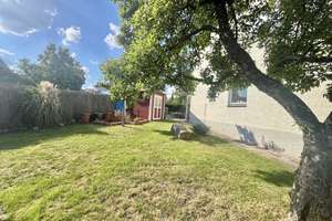 "Charmantes Einfamilienhaus auf Eckgrundstück in bester Wohnlage von Regensburg!" – Die vollständige Adresse der Immobilie erhältst du vom Anbieter., 93057 Konradsiedlung-Wutzlhofen, Regensburg – Vorschaubild 43
