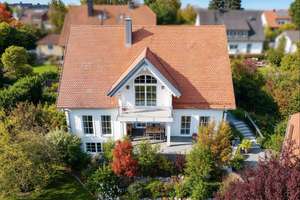 BESICHTIGUNG JETZT - Ruhiges Zuhause mit herrlichem Garten, Einliegerwohnung & vielen Ideen