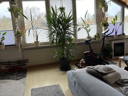 2024 Vermiete 2 ZKB WOHNUNG Balkon + Garten in Lisdorf!