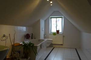 Sonnige DG-Wohnung (2 Zimmer) mit Einbauküche in Erfurt-Daberstedt – Nonnenrain 57, 99099 Daberstedt, Erfurt – Vorschaubild 15