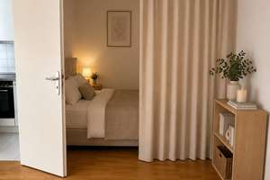 Maxvorstadt Top-Lage: Helles Apartment mit EBK, Balkon, Parkett & TG-Stellplatz – Die vollständige Adresse der Immobilie erhältst du vom Anbieter., 80799 Am alten nördlichen Friedhof, München – Vorschaubild 3