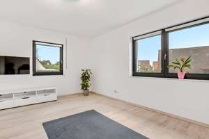 Baujahr 2020! Energieeffiziente Stadtvilla mit großzügigem Garten in traumhafter Lage – Die vollständige Adresse der Immobilie erhältst du vom Anbieter., 90518 Altdorf bei Nürnberg – Vorschaubild 15
