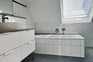 Maisonette- Wohnung mit Garage im Herzen Gerresheims – Die vollständige Adresse der Immobilie erhältst du vom Anbieter., 40625 Gerresheim, Düsseldorf – Vorschaubild 8