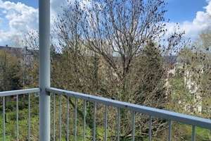 Familien aufgepasst! 4 Zimmer mit 114 m² , Balkon und Erker ab SOFORT – Franz-Mehring-Straße 9, 9112 Kaßberg, Chemnitz – Vorschaubild 3