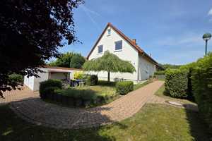 Gepflegtes freistehendes EFH am Elm mit Doppelgarage und Garten – Frickenkamp 8, 38170 Wolfenbüttel (Kreis) – Vorschaubild 1