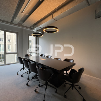 JPD - Moderne Bürofläche im Lichtspielloft in Grünwald 