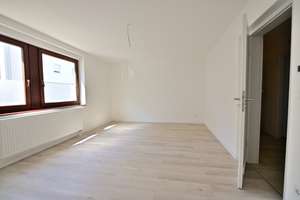1 Zimmer Wohnung im EG Erstbezug nach Renovierung
