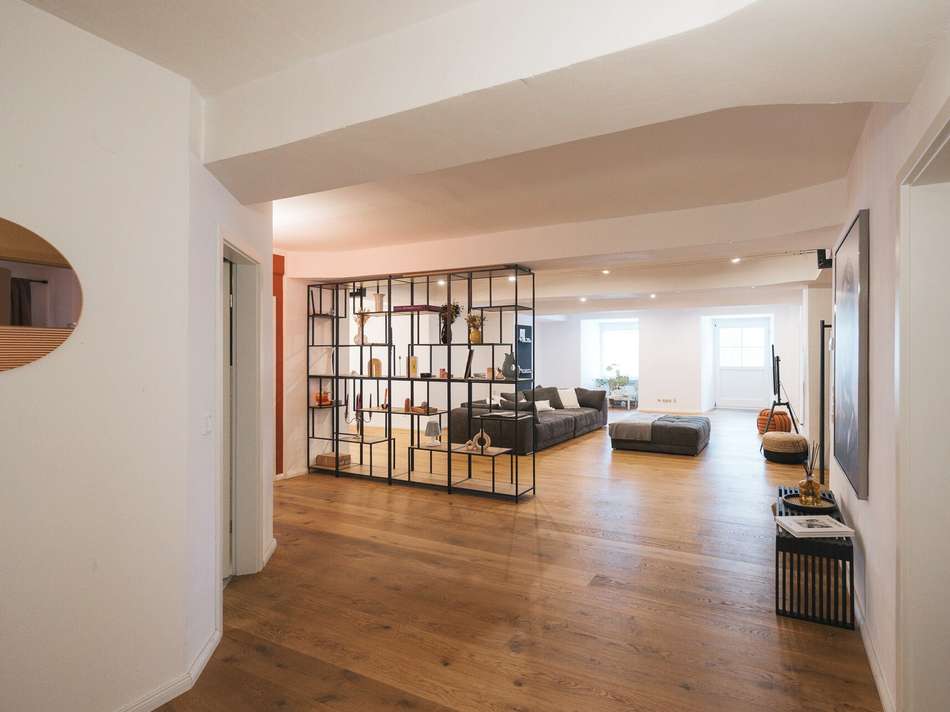 Blick ins Wohnzimmer