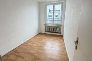Rheinstr. 93/2 Zi-DG WHG mit geraden Wänden und Terrasse /Aufzug – Rheinstrasse 93, 47798 Stadtmitte, Krefeld – Vorschaubild 6