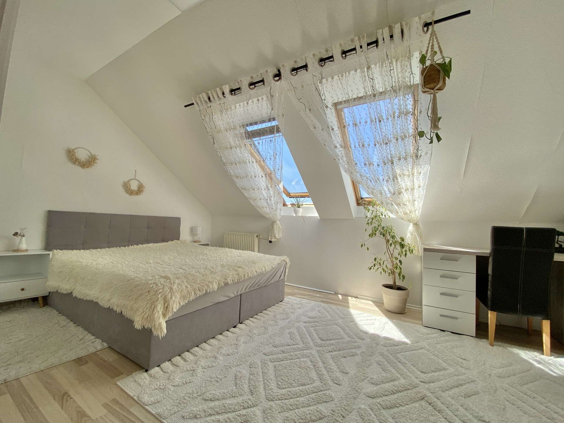 Immobilie in Espelkamp - Familienfreundliches Reihenhaus mit 5 SZ & Garten - nur für kinderreiche Familien mit WBS /Anleger - Bild 4