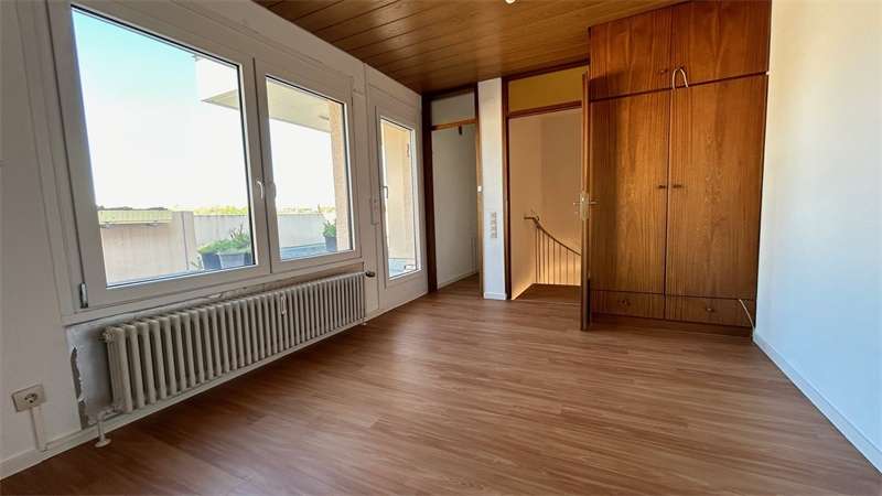 Immobilie in Schwieberdingen - Wohnung mit großer Dachterrasse in guter Lage von Schwieberdingen! (im ERBBAURECHT) - Bild 2