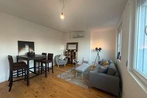 Mietzins& Afa: bezugsfreies 54 m² NEUBAU LOFT mit Terrasse, Aufzug& Ost/Süd Ausrichtung – Huttenstraße 71, 10553 Moabit, Berlin – Vorschaubild 1