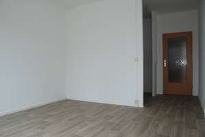 2-Raum-Wohnung mit Badewanne – Paul-Bertz-Str. 66, 9120 Helbersdorf, Chemnitz – Vorschaubild 3