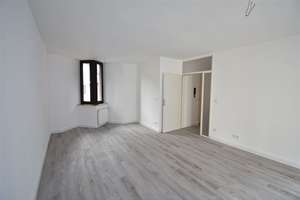 Krefeld City! Modernes Apartment zu vermieten 