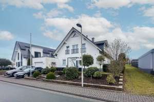 Modernes, freistehendes Einfamilienhaus in Olpe – Die vollständige Adresse der Immobilie erhältst du vom Anbieter., 57462 Olpe – Vorschaubild 1