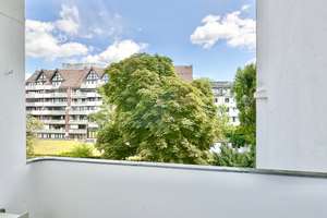 Helle 3-Zimmerwohnung am Rhein mit Tiefgarage & Lift – 40474 Golzheim, Düsseldorf – Vorschaubild 25
