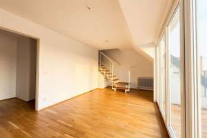ÜBER DEN DÄCHERN DER KÖLNER SÜDSTADT - 2 ZIMMER-MAISONETTE MIT DACHTERRASSE UND EINBAUKÜCHE – 50677 Neustadt/Süd, Köln – Vorschaubild 5