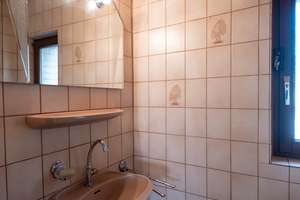 NIESEN IMMOBILIEN - Freistehendes Einfamilienhaus mit Modernisierungsbedarf – Die vollständige Adresse der Immobilie erhältst du vom Anbieter., 50999 Sürth, Köln – Vorschaubild 8