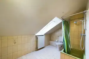 Gepflegtes Einfamilienhaus mit Platz für die ganze Familie | Große Doppelgarage, EBK & neues Bad – Heilbronn (Kreis) – Vorschaubild 26