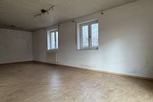 Familienfreundliches Haus mit großem Garten! – Die vollständige Adresse der Immobilie erhältst du vom Anbieter., 93173 Wenzenbach – Vorschaubild 11
