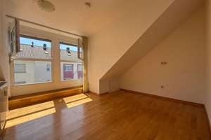 Dachgeschosswohnung mit Einbauküche in begehrter Lage – Die vollständige Adresse der Immobilie erhältst du vom Anbieter., 68163 Lindenhof, Mannheim – Vorschaubild 5