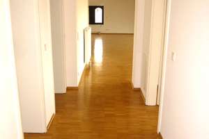 PENTHOUSE / Loftartige Wohnung in ruhigem Seitentrakt von INNERCITY-STADTVILLA – Luisenstraße 21, 65185 Mitte, Wiesbaden – Vorschaubild 4