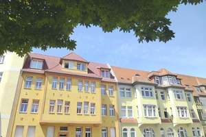 Traumhaft schöne Wohnung, mit Balkon und Kamin 