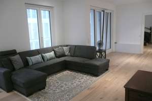 Außergewöhnliche Lage, außergewöhnliche Qualität - 117qm urbanes Oberkassel vom Feinsten! – Theo-Champion-Str. 7, 40549 Oberkassel, Düsseldorf – Vorschaubild 2