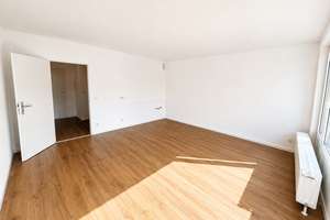 Renovierte 2-Zimmer-Wohnung (02) mit großer Terrasse in Mönchengladbach (Rheindahlen-Mitte) – Mühlenwallstraße 17, 41179 Rheindahlen-Mitte, Mönchengladbach – Vorschaubild 4