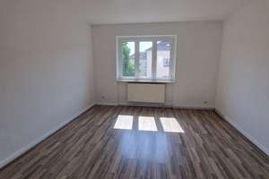 Hell, freundlich und gemütlich - Balkon und Einbauküche inklusive! – Luxemburgstraße 23, 39114 Cracau, Magdeburg – Vorschaubild 6
