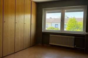BONN-HEIDERHOF,
Reihenhaus in toller Lage, 6 Zi., ca. 130 m² WNfl, Garten, Garage Keller 282 m² Grs – Die vollständige Adresse der Immobilie erhältst du vom Anbieter., 53177 Heiderhof, Bonn – Vorschaubild 26