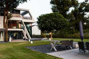 Spektakuläre Architektenvilla mit traumhaftem Garten am Rande der Metropole Berlin – Havelland (Kreis) – Vorschaubild 3