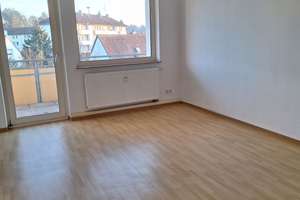 Helle 2-Zimmerwohnung mit Balkon und Einbauküche in Bubenreuth - WE 16 – Damaschkestraße 40, 91088 Bubenreuth – Vorschaubild 1