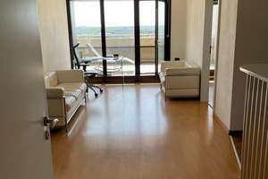 Möblierte 2-Zimmer-Wohnung mit atemberaubender Aussicht – Hamburger Allee 6, 30161 Oststadt, Hannover – Vorschaubild 2