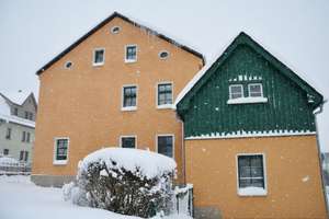 Mehrfamilienhaus mit Nebengelass -zum fairen Preis – Die vollständige Adresse der Immobilie erhältst du vom Anbieter., 9509 Pockau – Vorschaubild 2