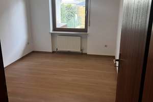 Charmantes Mittelhaus frisch renoviert – Westendstraße 9A, 82256 Fürstenfeldbruck – Vorschaubild 9