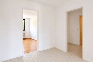 Gepflegte Eigentumswohnung mit Loggia  – Die vollständige Adresse der Immobilie erhältst du vom Anbieter., 45259 Heisingen, Essen – Vorschaubild 15