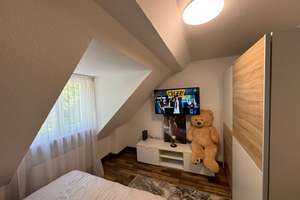 1-Zimmer-Dachgeschosswohnung direkt am Schlosspark – Am Schlosspark 65, 65203 Biebrich, Wiesbaden – Vorschaubild 8