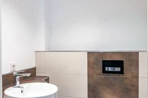Hochwertig und frisch renoviert. Stilvolle Maisonettewohnung. – Die vollständige Adresse der Immobilie erhältst du vom Anbieter., 80337 Sendlinger Feld, München – Vorschaubild 8